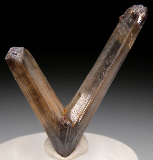 Cerussite from M'fouati, Bouenza Dept., Rep. of Congo [db_pics/pics/p625a.jpg]