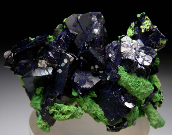 Azurite, Arsentsumebite, Bayldonite after Mimetite from Tsumeb, Namibia [db_pics/pics/p631a.jpg]
