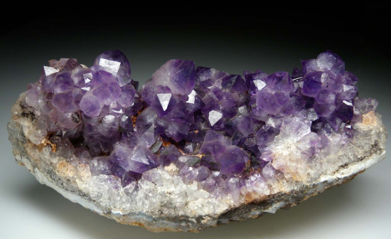 Amethyst from Rio Grande do Sul, Brazil [db_pics/pics/p634a.jpg]