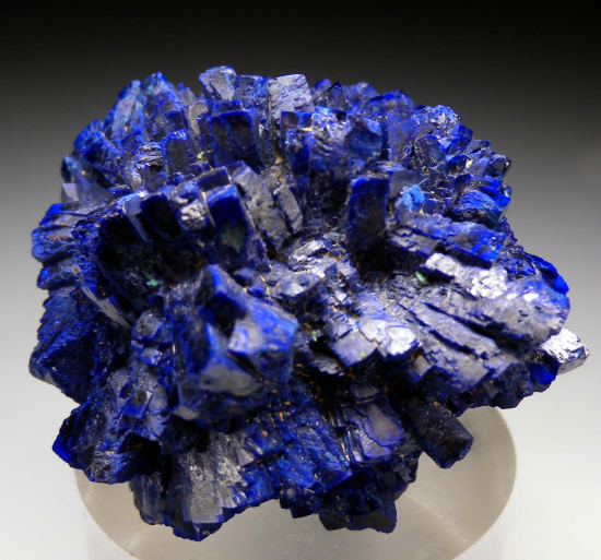 Azurite from Shilu Mine, Guandong Prov., China [db_pics/pics/p680d.jpg]