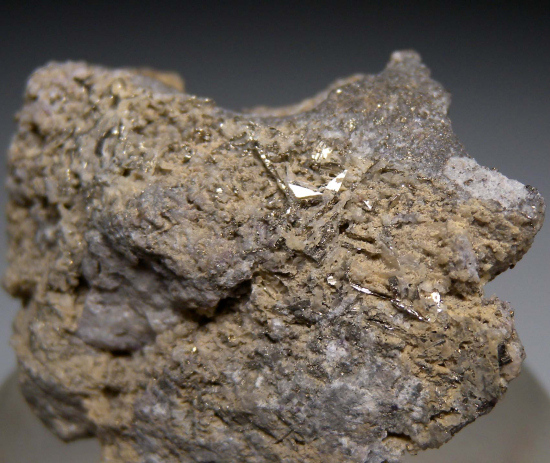 Calaverite from Cripple Creek, Teller Co., Colorado, USA [db_pics/pics/p713b.jpg]