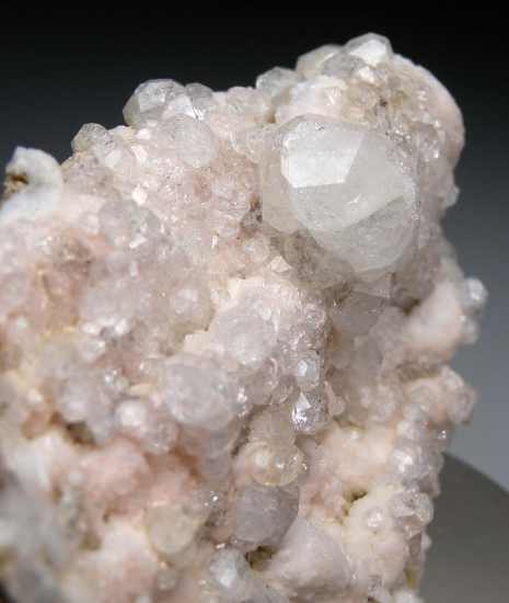 Analcime from Coaldale Mining District, Esmeralda Co., Nevada, USA [db_pics/pics/p718b.jpg]
