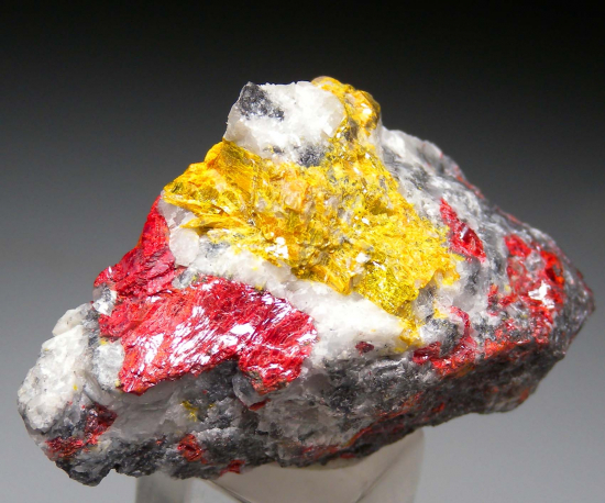 Getchellite, Orpiment from Khaidarkan, Kyrgystan [db_pics/pics/p736a.jpg]