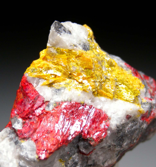 Getchellite, Orpiment from Khaidarkan, Kyrgystan [db_pics/pics/p736c.jpg]