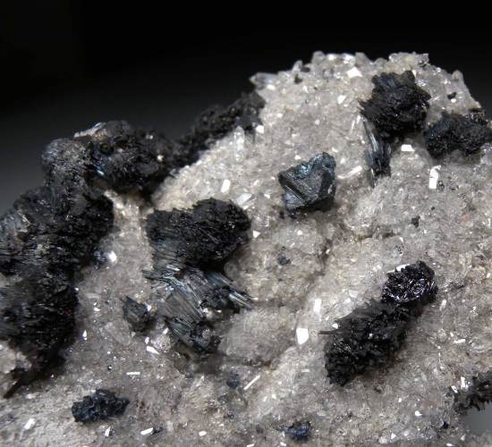 Betekhtinite from Dzhezkazgan mining district, Karaganda Region, Kazakhstan [db_pics/pics/p753e.jpg]
