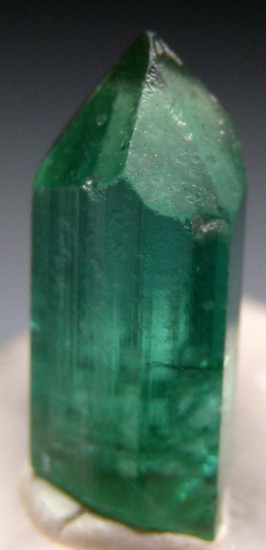 Tourmaline from Mt. Apatite, Auburne, Maine, USA [db_pics/pics/p765a.jpg]