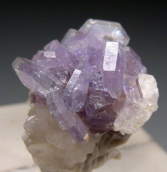 Apatite from Plain Jane Pocket, Emmons Quarry, Greenwood, Oxford Co., Maine, USA [db_pics/pics/p781b.jpg]