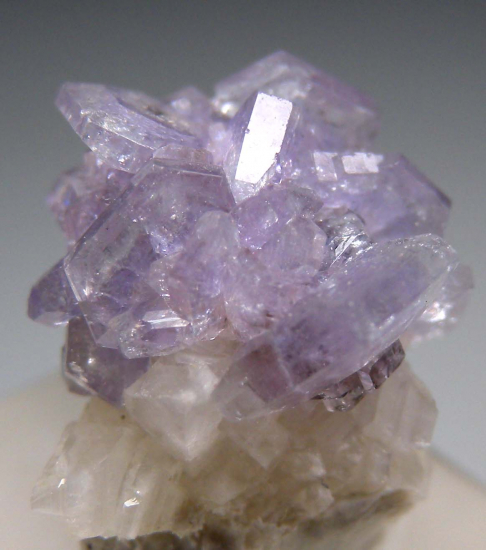 Apatite from Plain Jane Pocket, Emmons Quarry, Greenwood, Oxford Co., Maine, USA [db_pics/pics/p781c.jpg]