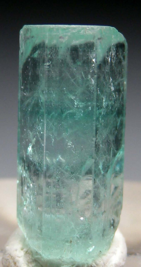 Emerald from Nasarawa Egon, Nasarawa, Nigeria [db_pics/pics/p794a.jpg]