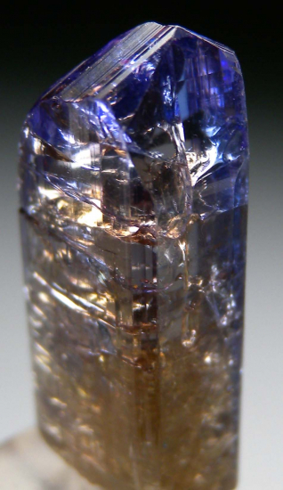 Tanzanite from Merelani Hills, Arusha, Tanzania [db_pics/pics/p843b.jpg]