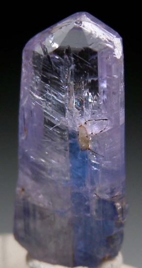 Tanzanite (pink!) from Merelani Hills, Arusha, Tanzania [db_pics/pics/p861a.jpg]