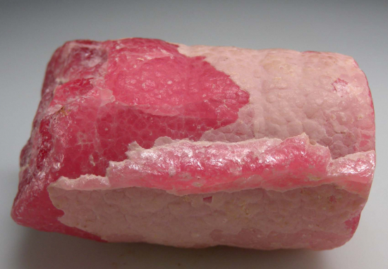 Rhodochrosite from Capillitas Mine, Catamarca, Argentina [db_pics/pics/p886b.jpg]