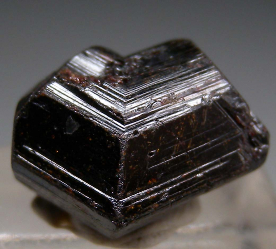 Rutile from Magnet Cove, Hot Spring County, Arkansas, USA [db_pics/pics/p903a.jpg]