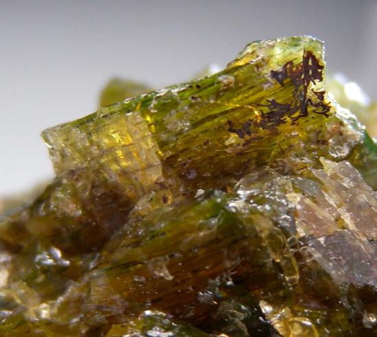 Willemite from Franklin, Sussex Co., New Jersey, USA [db_pics/pics/p960c.jpg]