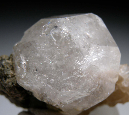 Analcime from Ljosa Quarry, Faroe Islands, Denmark [db_pics/pics/r101d.jpg]