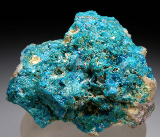 Caledonite from Tiger, Pinal Co., Arizona, USA [db_pics/pics/r102a.jpg]