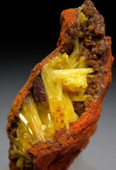 Legrandite from Mina Oujela, Mapimi, Durango, Mexico [db_pics/pics/r132d.jpg]
