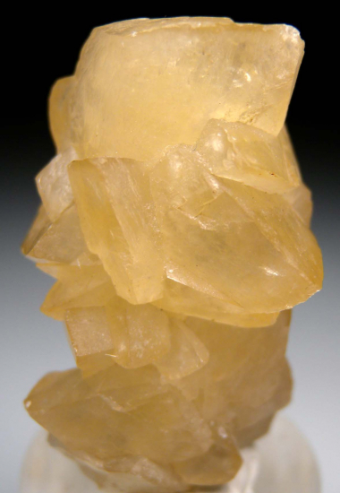 Calcite from Newport Quarry, Newport, Monroe County, Michigan, USA [db_pics/pics/r147e.jpg]