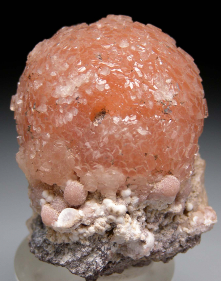 Olmiite from N'Chwanning Mine, Kuruman, South Africa [db_pics/pics/r148a.jpg]