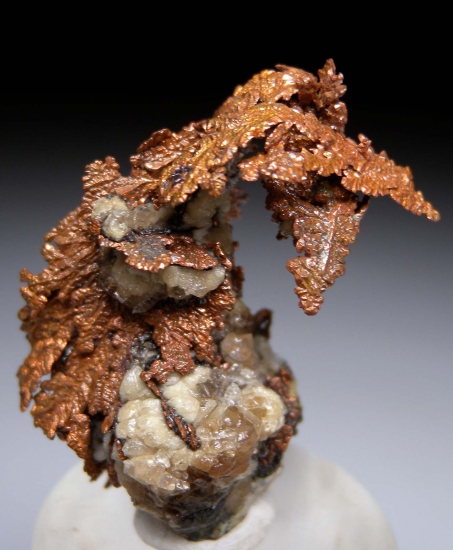 Copper from Tsumeb, Namibia [db_pics/pics/r151a.jpg]