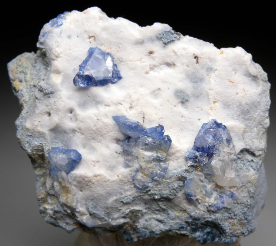 Benitoite from Gem Mine, San Benito Co., California, USA [db_pics/pics/r175a.jpg]