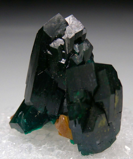 Dioptase on Quartz from Kaokaveld, Kunene Region, Namibia [db_pics/pics/r224b.jpg]