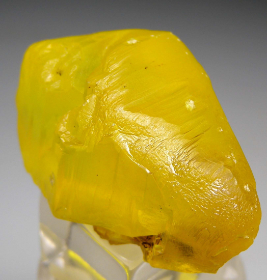 Sulfur from Vodinskoe deposit, Samara Oblast, Russia [db_pics/pics/r226b.jpg]