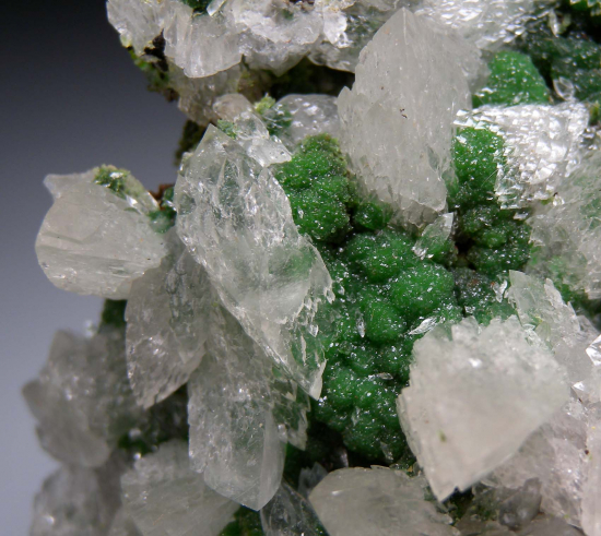 Calcite on Conichalcite from Mina Ojuela, Mapimi, Durango, Mexico [db_pics/pics/r233d.jpg]