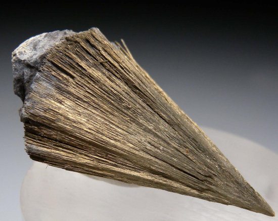 Millerite from Perseverance Mine (Agnew Mine), Leinster, Leonora Shire, Western Australia, Australia [db_pics/pics/r252b.jpg]