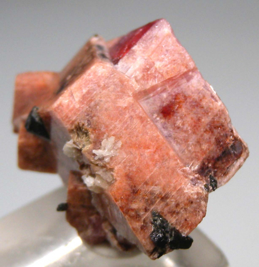 Rhodochrosite from Mont St. Hilaire, Quebec, Canada [db_pics/pics/r285b.jpg]