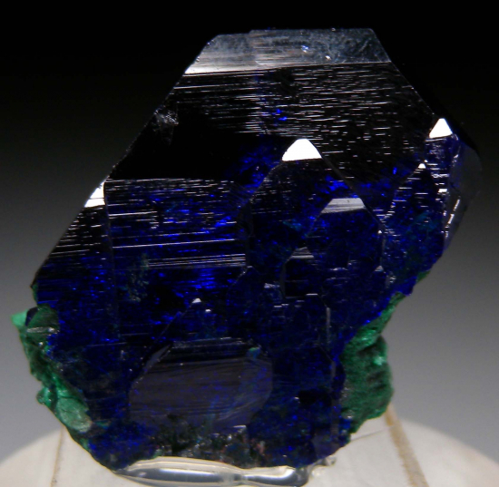 Azurite (transparent!) from Milpillas Mine, Cuitaca, Sonora, Mexico [db_pics/pics/r312a.jpg]