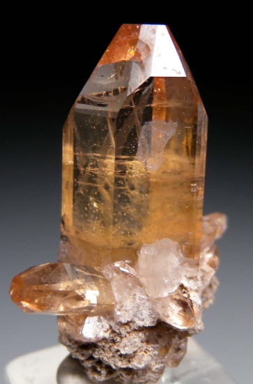 Topaz from Tepatate, San Luis Potosi, Mexico [db_pics/pics/r358a.jpg]