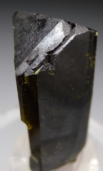 Epidote from Naugas, Rehoboth, Namibia [db_pics/pics/r365c.jpg]