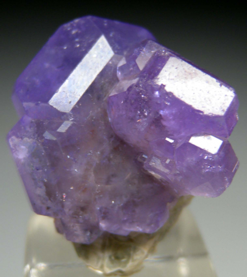 Apatite on Muscovite from Shigar Valley, Skardu, Baltistan, Pakistan [db_pics/pics/r384a.jpg]