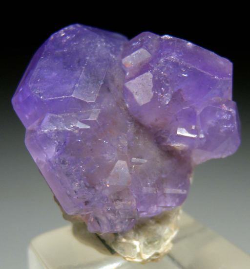 Apatite on Muscovite from Shigar Valley, Skardu, Baltistan, Pakistan [db_pics/pics/r384c.jpg]