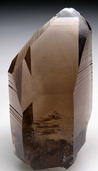 Smokey Quartz from USA [db_pics/pics/r405a.jpg]