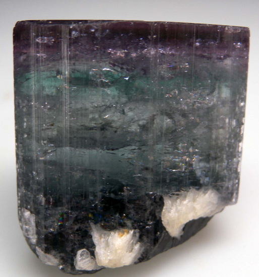 Tourmaline from Kunar Prov., Afghanistan [db_pics/pics/r408b.jpg]