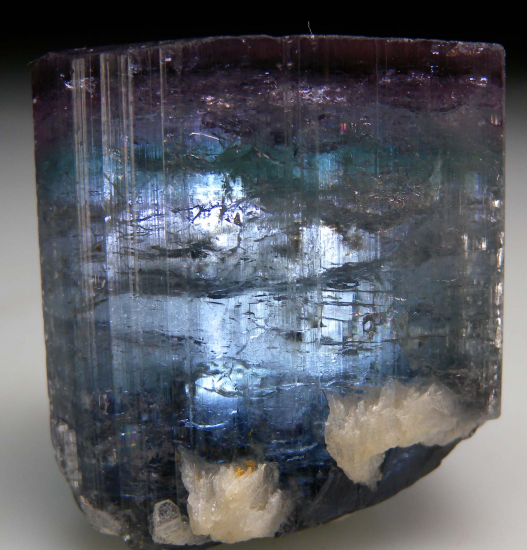 Tourmaline from Kunar Prov., Afghanistan [db_pics/pics/r408c.jpg]
