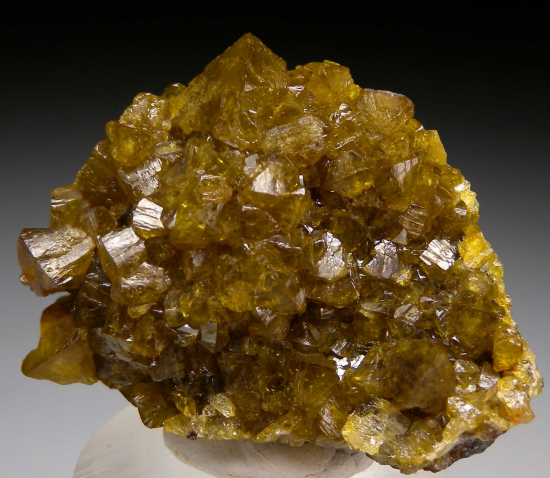 Adamite from Tsumeb, Namibia [db_pics/pics/r429b.jpg]