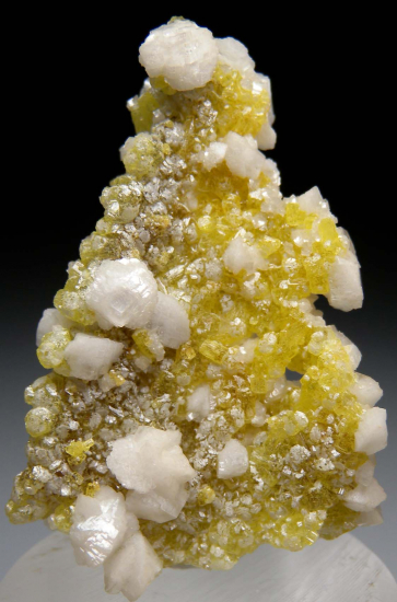 Calcite on Willemite from Tsumeb, Namibia [db_pics/pics/r431a.jpg]