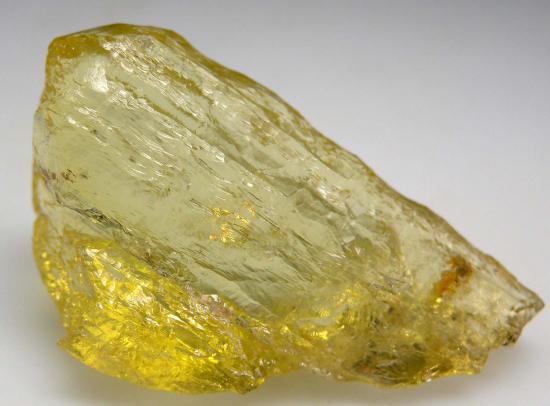 Heliodor from Minas Gerais, Brazil [db_pics/pics/r447a.jpg]