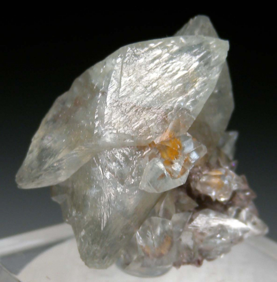 Smithsonite from Berg Aukas Mine, Grootfontein, Namibia [db_pics/pics/r457c.jpg]