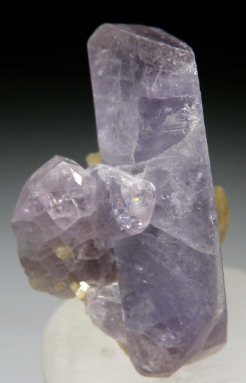 Herderite from Xanda Mine, Virgem De Lapa, Minas Gerais, Brazil [db_pics/pics/r458b.jpg]