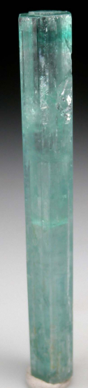 Green Beryl from Nasarawa Egon, Nasarawa, Nigeria [db_pics/pics/r518a.jpg]
