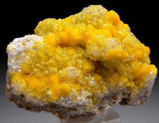 Cadmium Smithsonite on Quartz from Monte Cristo Mine, Rush, Marion Co., Arkansas, USA [db_pics/pics/r519a.jpg]