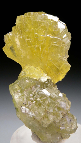 Prehnite from Merelani Hills, Arusha, Tanzania [db_pics/pics/r561a.jpg]