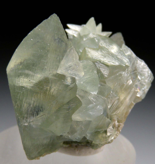 Smithsonite from Berg Aukus Mine, Grootfontein, Namibia [db_pics/pics/r564c.jpg]