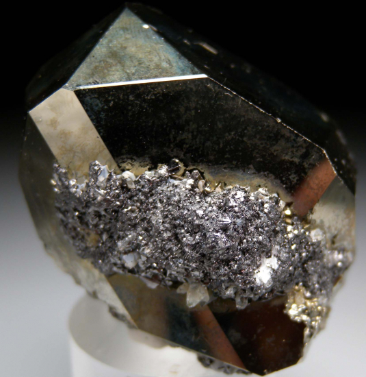 Pyrite from Merelani Hills, Arusha, Tanzania [db_pics/pics/r591e.jpg]
