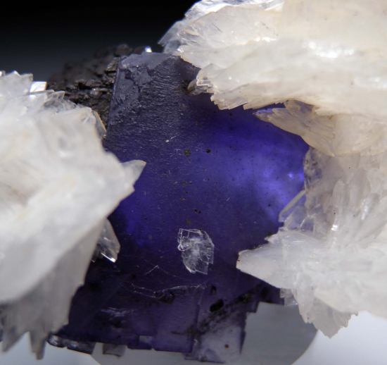 Barite, Galena on Fluorite from Denton Mine, Hardin County, Illinois, USA [db_pics/pics/r598c.jpg]