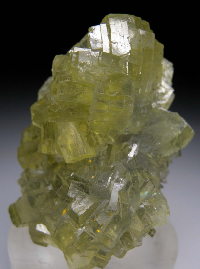 Prehnite from Merelani Hills, Arusha, Tanzania [db_pics/pics/r604b.jpg]